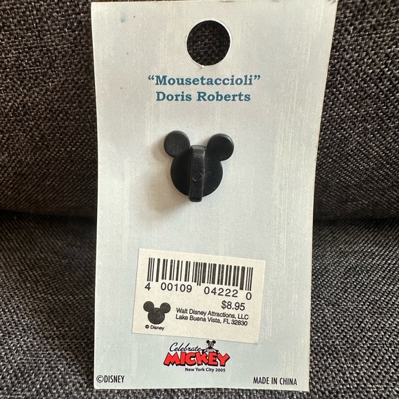 Disney Celebrate Mickey Pin Doris Roberts "Mousetaccioli" - Picture 2 of 4